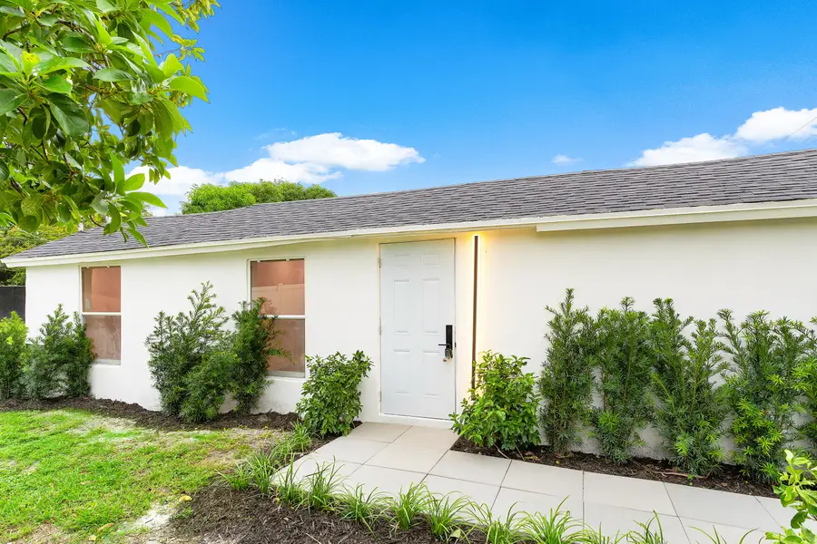 107 SW 4th Avenue, Delray Beach, FL 33444 - #3