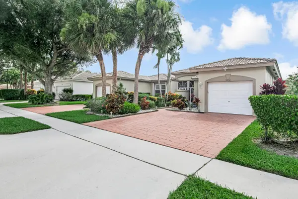9636 Crescent View Drive N, Boynton Beach, FL 33437