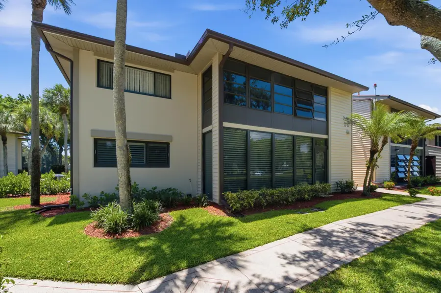 15492 Lakes Of Delray Boulevard #101, Delray Beach, FL 33484 - #3