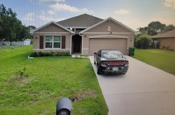 149 SW Covington Road, Port St Lucie, FL 34953