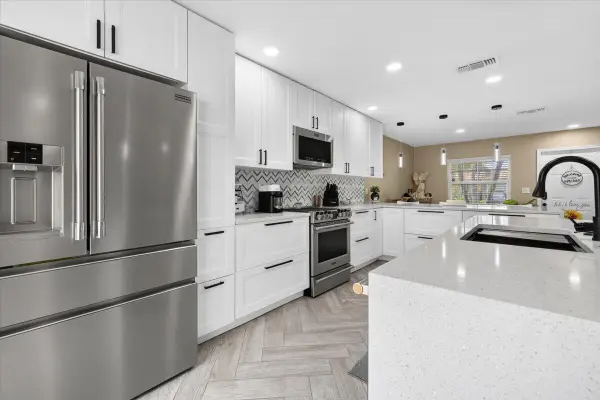 3367 Commodore Court, West Palm Beach, FL 33411