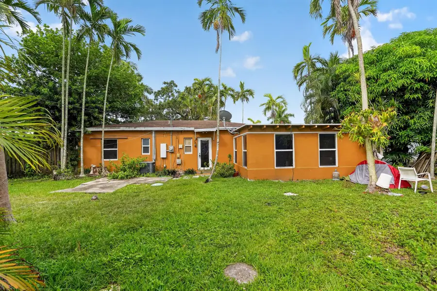 14621 Lincoln Boulevard, Miami, FL 33176 - #2