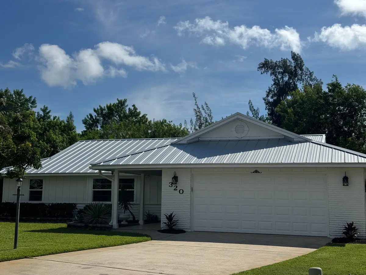 320 W Forest Trail, Vero Beach, FL 32962 - #1