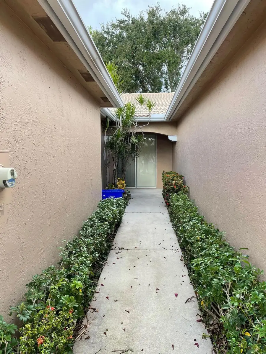 2551 Man Of War, West Palm Beach, FL 33411 - #2