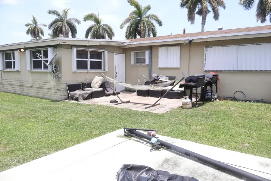 950 NW 175th Street, Miami Gardens, FL 33169 - #3