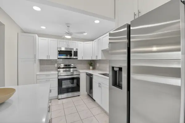 294 Tuscany Lane, Delray Beach, FL 33446