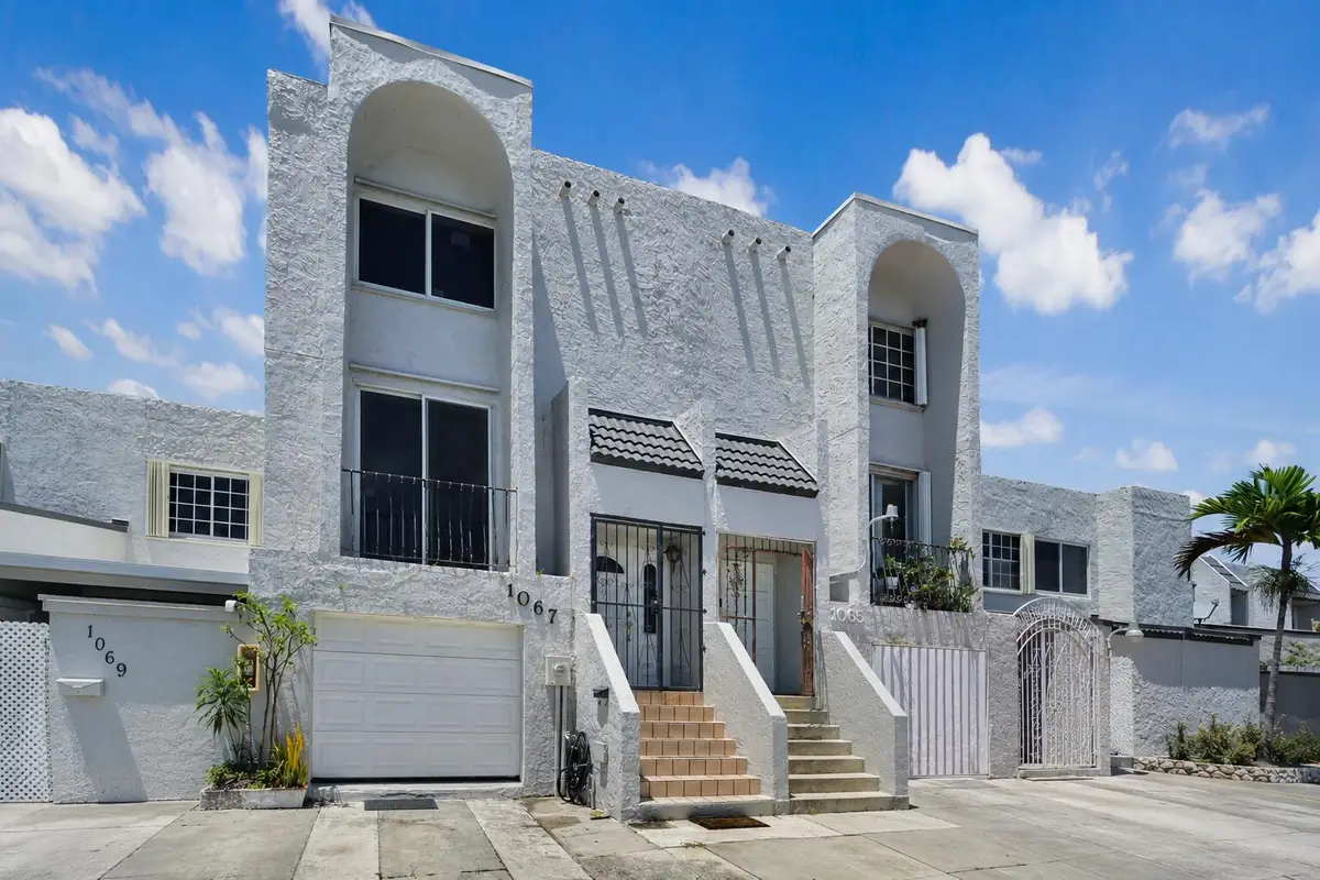 1067 W 43rd Place #68, Hialeah, FL 33012 - #1