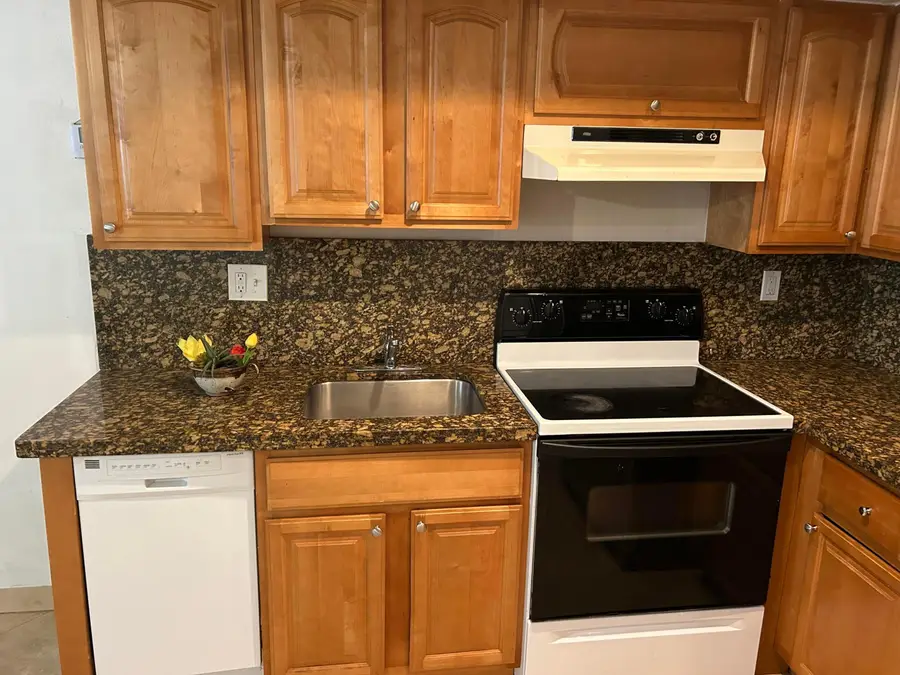510 NE 17th Avenue #105, Fort Lauderdale, FL 33301 - #3