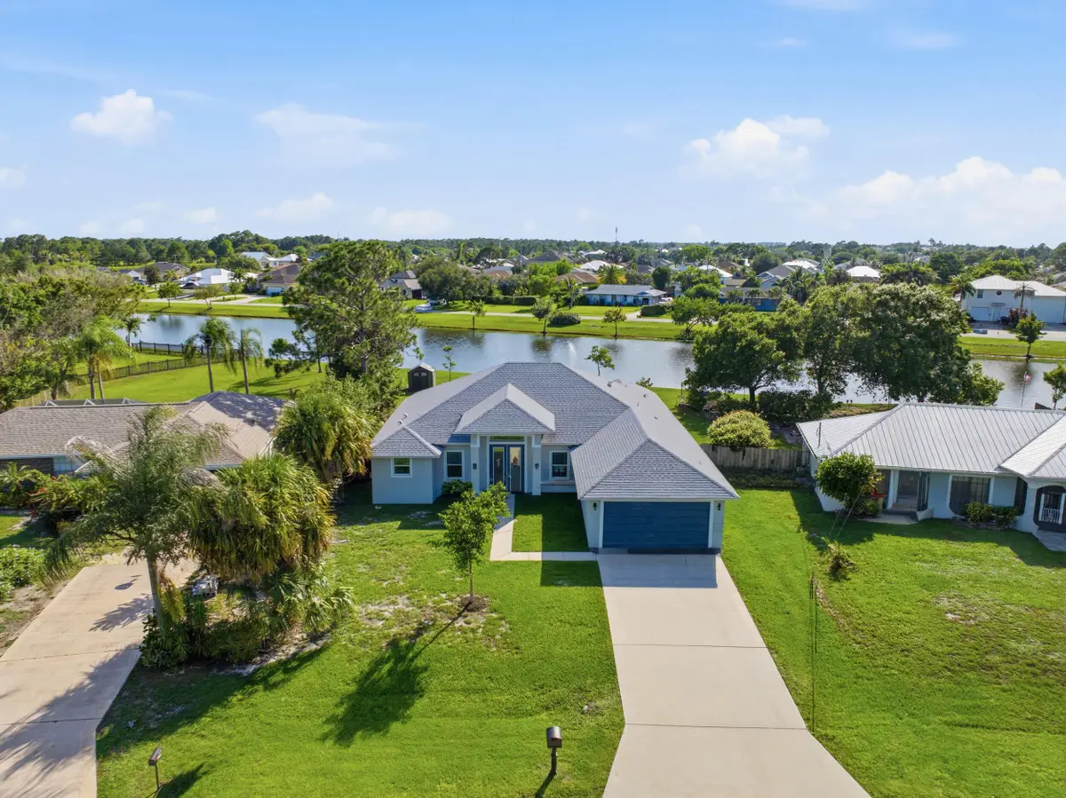 1174 SW Edinburgh Drive, Port Saint Lucie, FL 34953 - #1