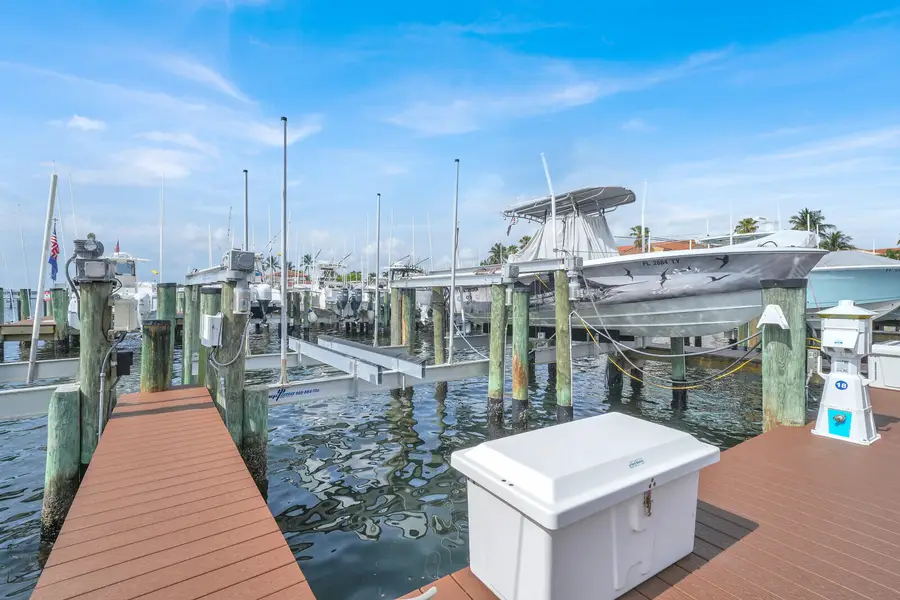110 Yacht Club Way #105, Hypoluxo, FL 33462 - #2
