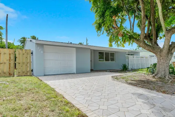 1404 SW 1st Avenue, Deerfield Beach, FL 33441