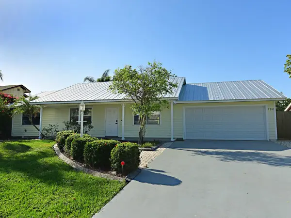 598 NE Maranta Terrado Ne, Jensen Beach, FL 34957