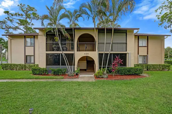 429 Pine Glen Lane #C-2, Greenacres, FL 33463