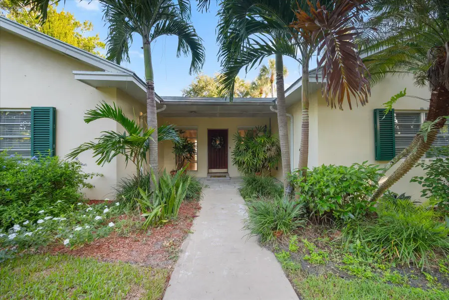 24/22 Via Lucindia Drive, Sewalls Point, FL 34996 - #2