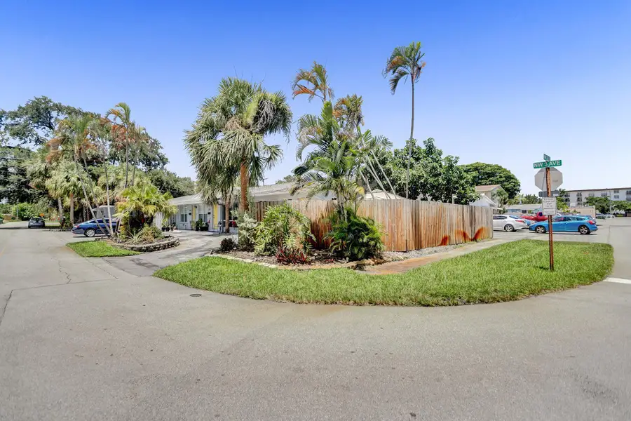2500 NW 3rd Avenue #1-4, Wilton Manors, FL 33311 - #3