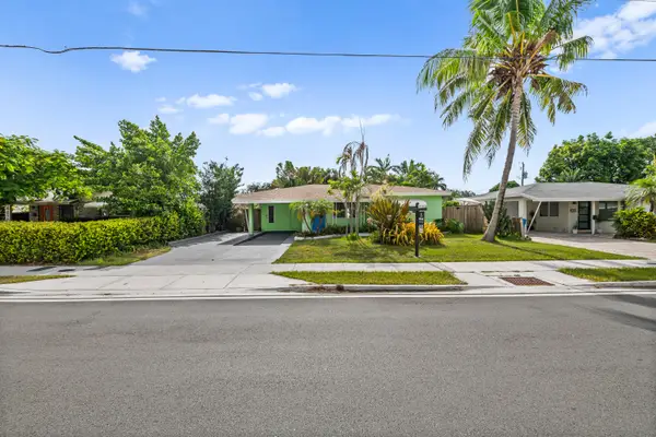 400 NW 52nd Court, Oakland Park, FL 33309