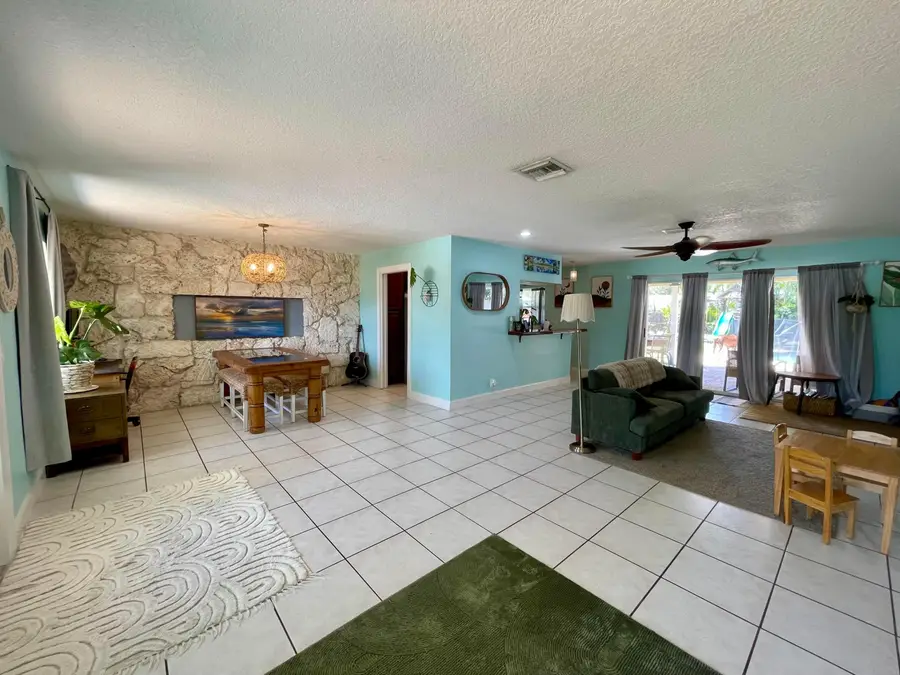 415 Beacon Street, Tequesta, FL 33469 - #2