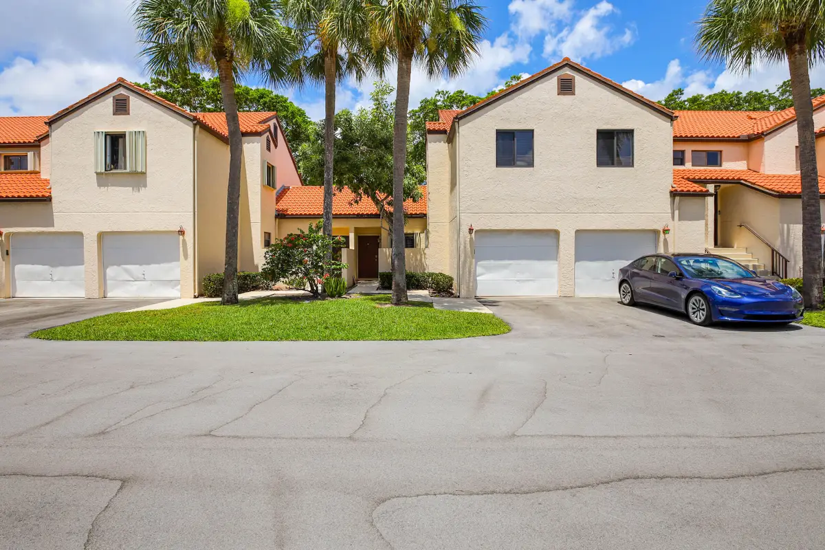 14 Va De Casas Sur #103, Boynton Beach, FL 33426 - #1