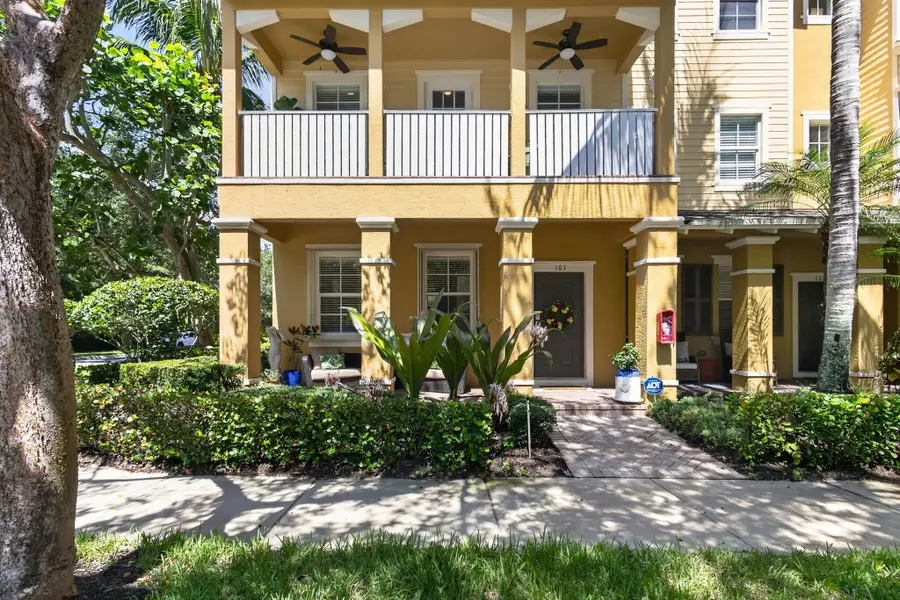 128 W Royal Palm Circle #101, Jupiter, FL 33458 - #2