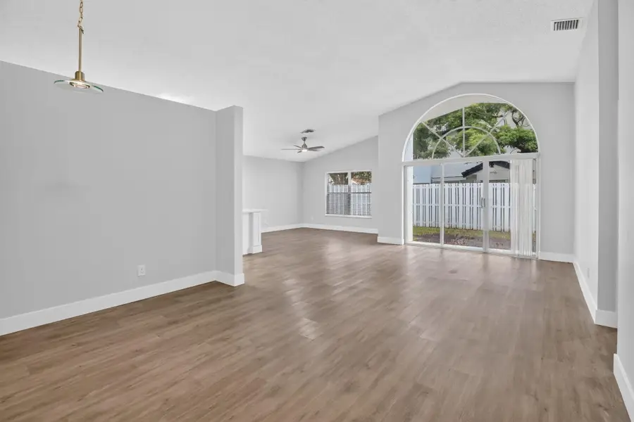 1371 SW 181st Avenue, Pembroke Pines, FL 33029 - #3