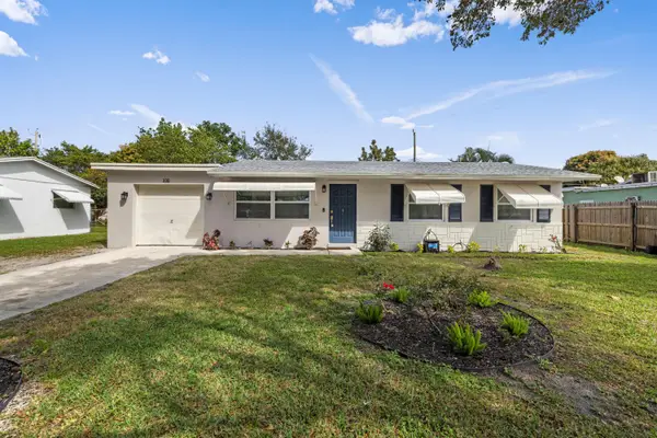 336 S Chillingworth Drive, West Palm Beach, FL 33409