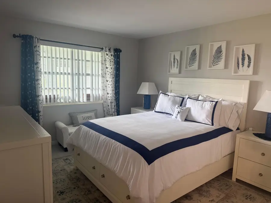 112 Lake Constance Drive, West Palm Beach, FL 33411 - #3