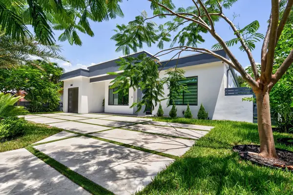 3933 Washington Street, Hollywood, FL 33021