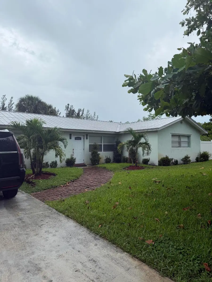6739 Patricia Drive, West Palm Beach, FL 33413 - #2
