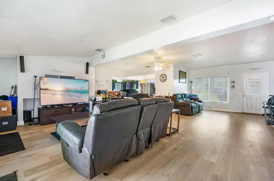 3250 E Glendale Boulevard, Fort Lauderdale, FL 33312 - #3