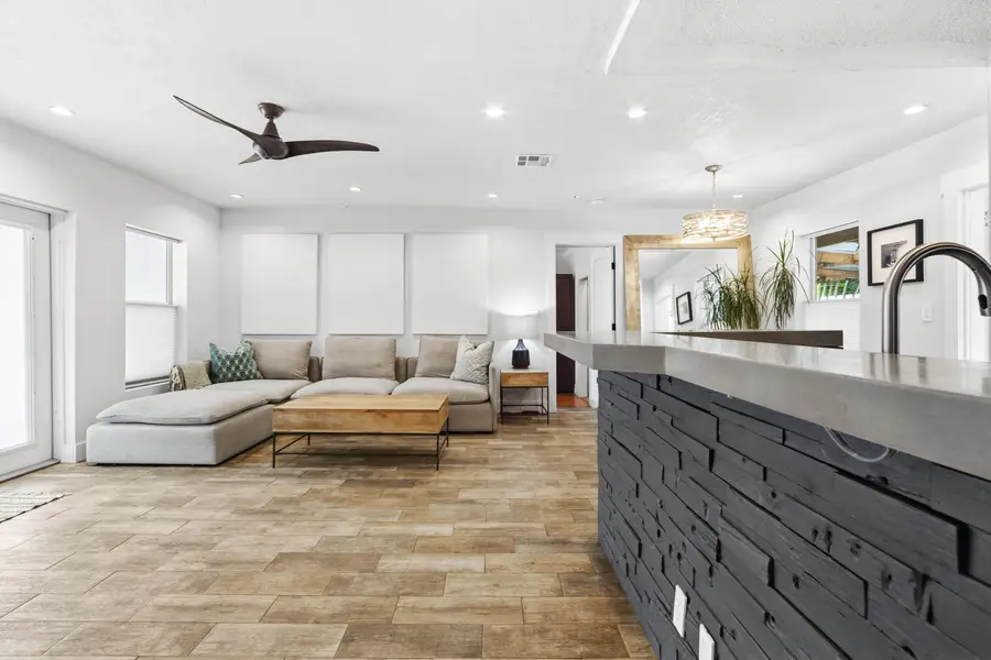 1400 NE 17th Avenue, Fort Lauderdale, FL 33304 - #3