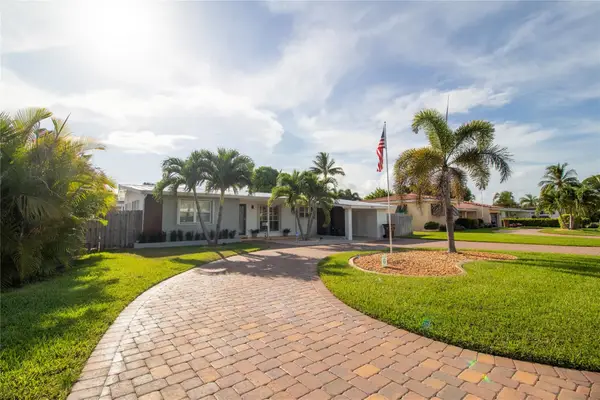 925 SE 14th Avenue, Deerfield Beach, FL 33441