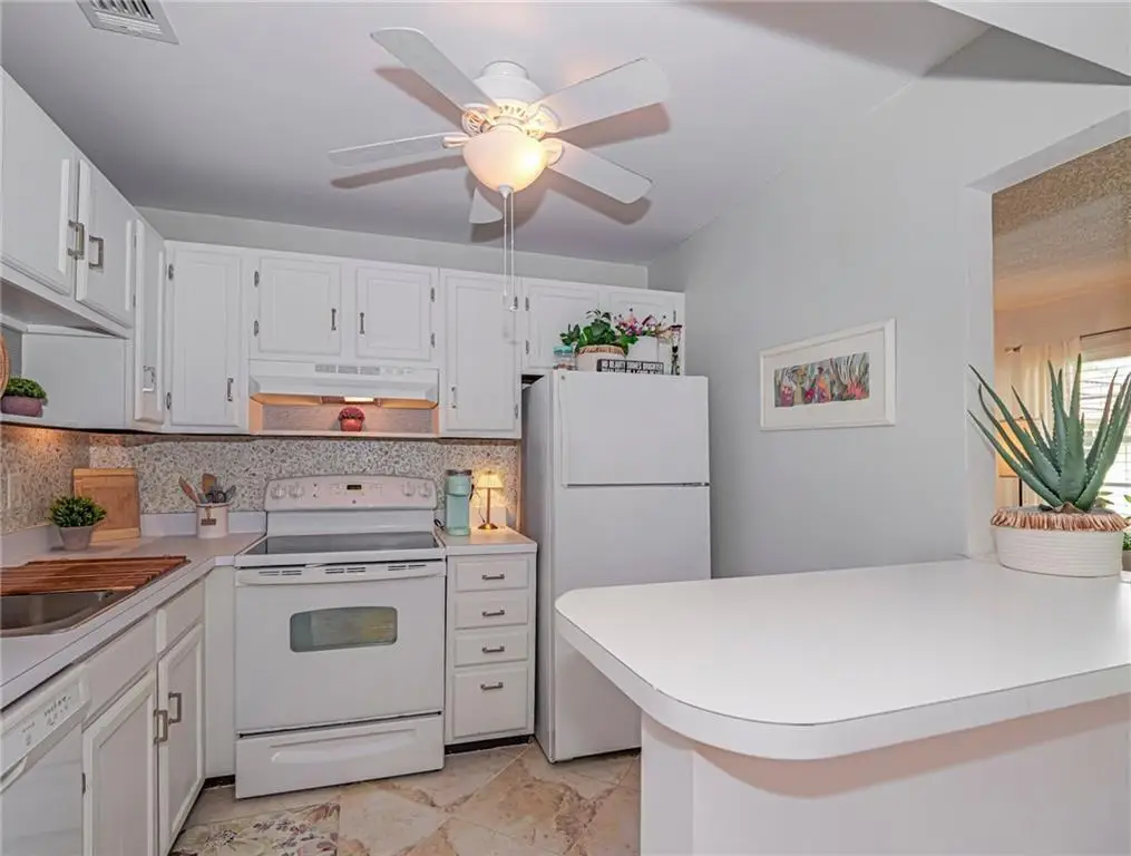 75 Royal Oak Court #204, Vero Beach, FL 32962 - #1