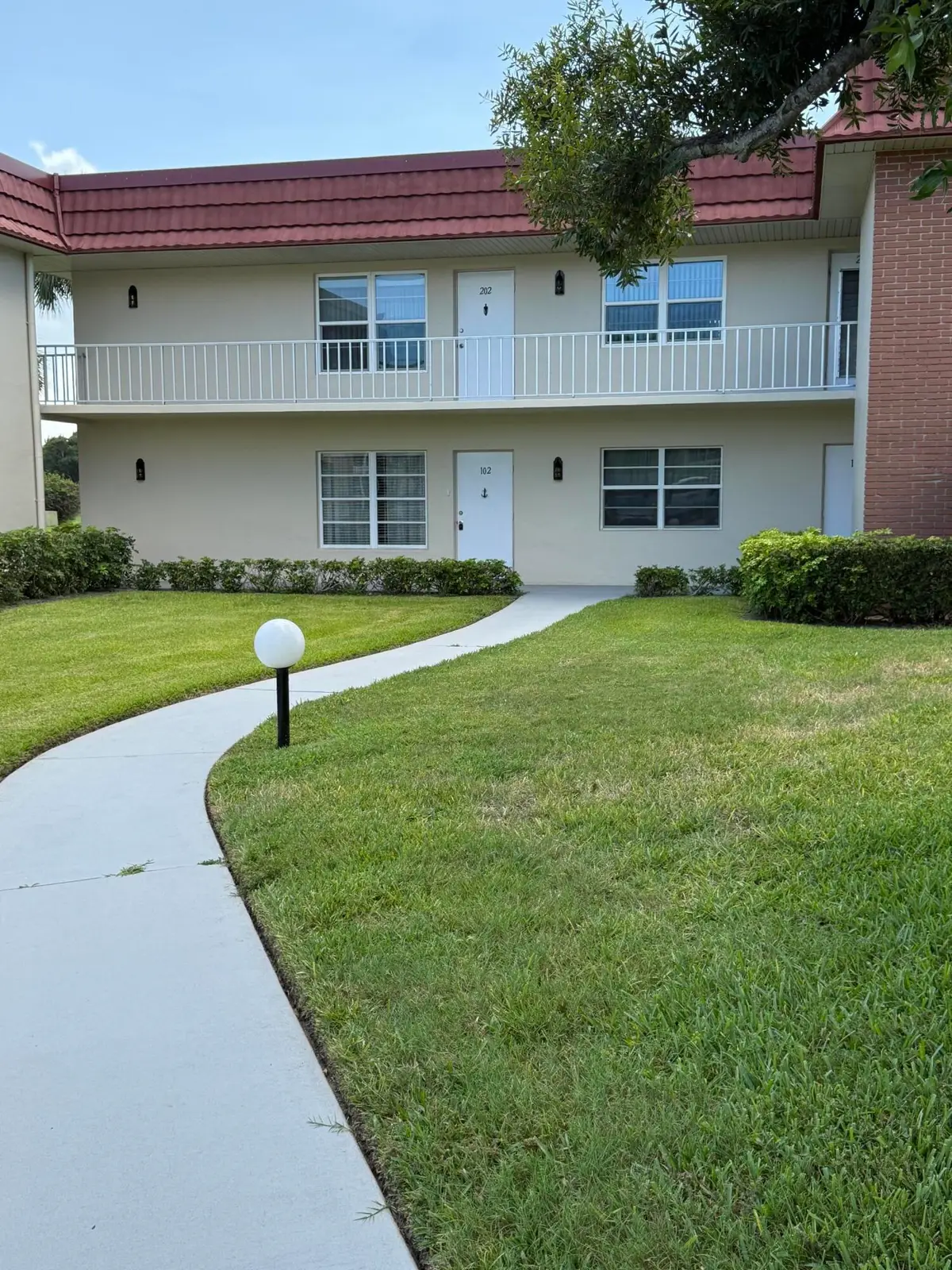 33 Pine Arbor Lane #102, Vero Beach, FL 32962 - #1