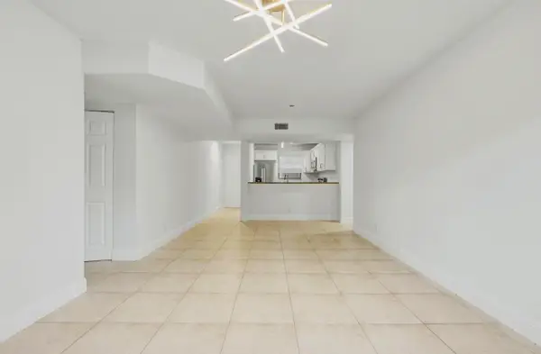 1581 Windorah Way #B, West Palm Beach, FL 33411