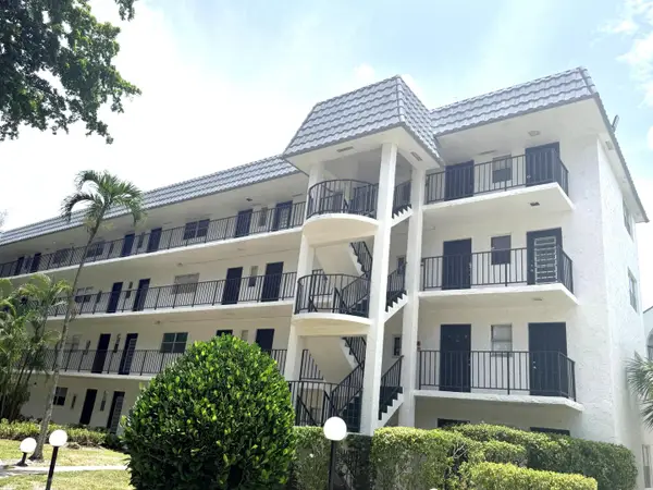 3360 Spanish Moss Terrace #313, Lauderhill, FL 33319