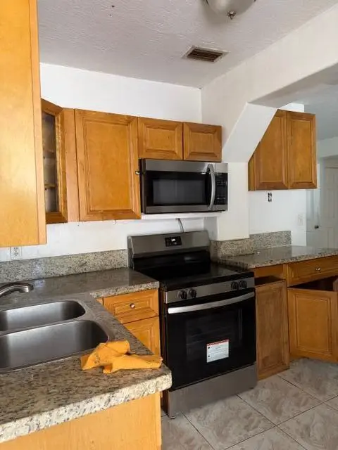 2975 NW 96th Street, Miami, FL 33147 - #3