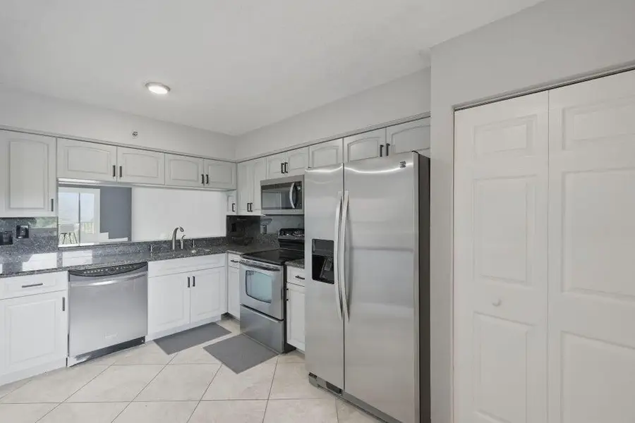 2206 S Cypress Bend Drive #401, Pompano Beach, FL 33069 - #2