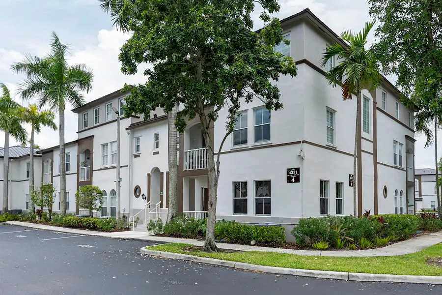 4331 SW 160th Avenue #103, Miramar, FL 33027 - #3