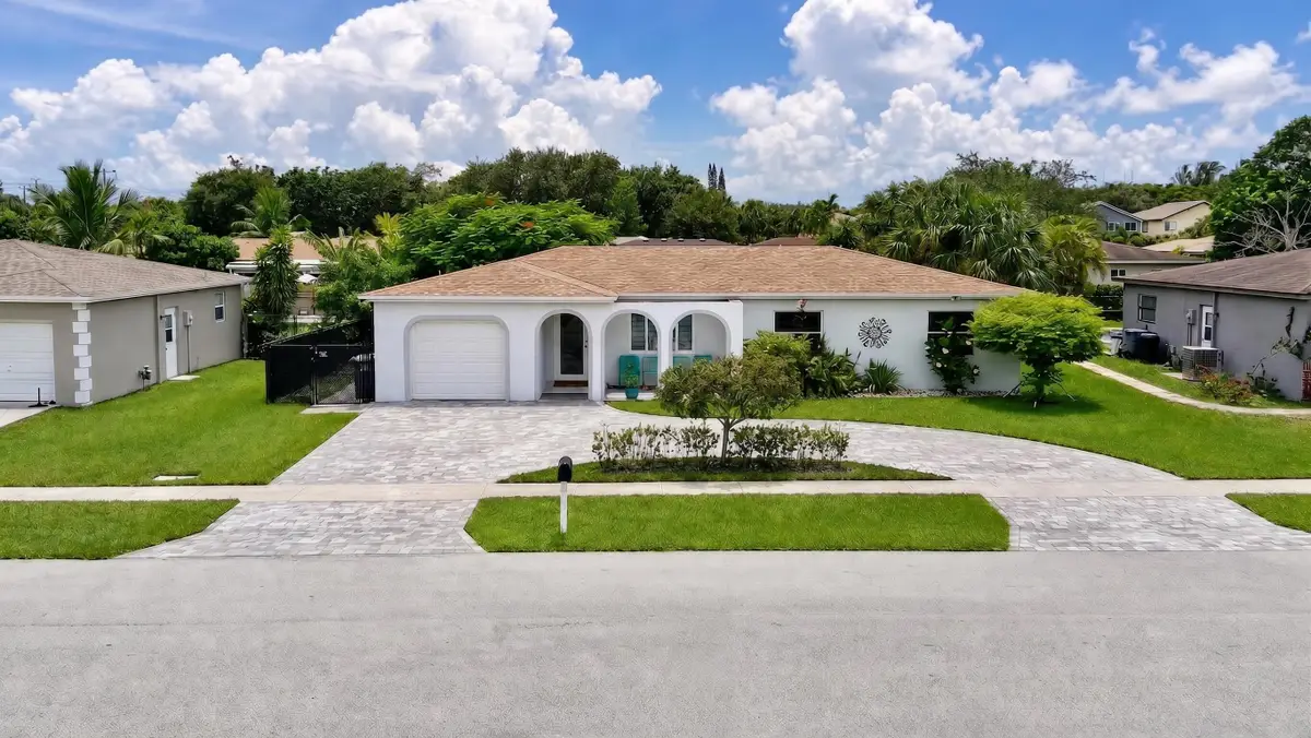 11122 Landsman Street, Boca Raton, FL 33428 - #1