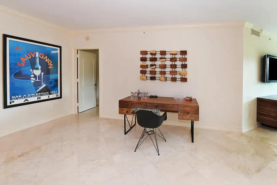550 SE Mizner Boulevard #B206, Boca Raton, FL 33432 - #2