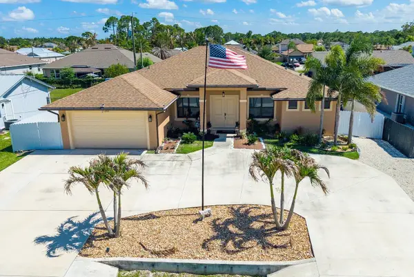 1890 SW Penrose Avenue, Port St Lucie, FL 34953