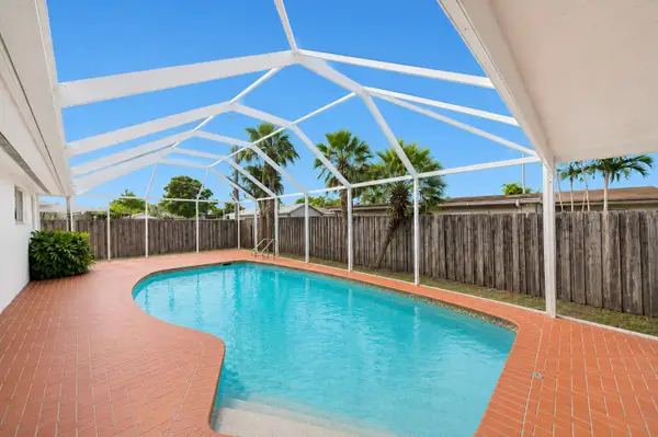 8721 SW 200th Terrace, Cutler Bay, FL 33189