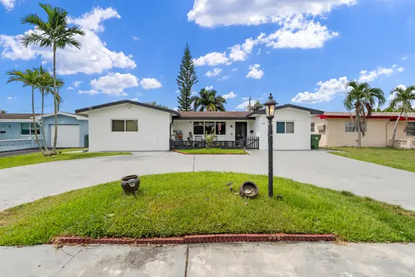 8460 NW 15th Street, Pembroke Pines, FL 33024