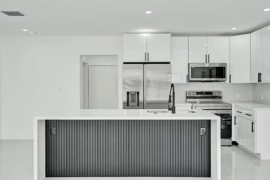 3234 Taft Street, Hollywood, FL 33021 - #3