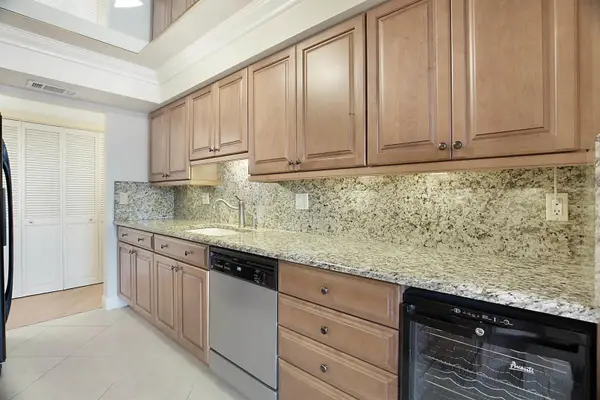 800 Jeffery Street #409, Boca Raton, FL 33487