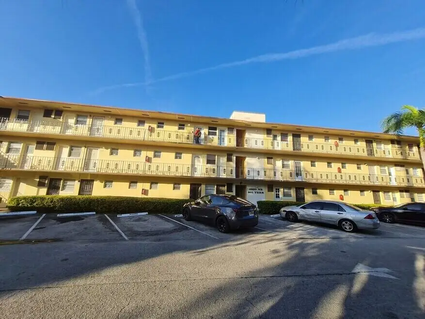 2820 NE 201st Terrace #F106, Aventura, FL 33180 - #1
