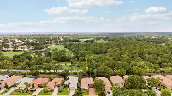 7664 Greenbrier Circle, Port St Lucie, FL 34986