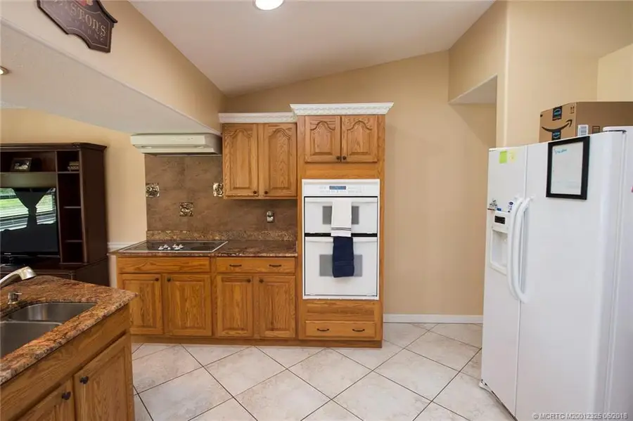 1073 SW Canary Terrace, Port Saint Lucie, FL 34953 - #2