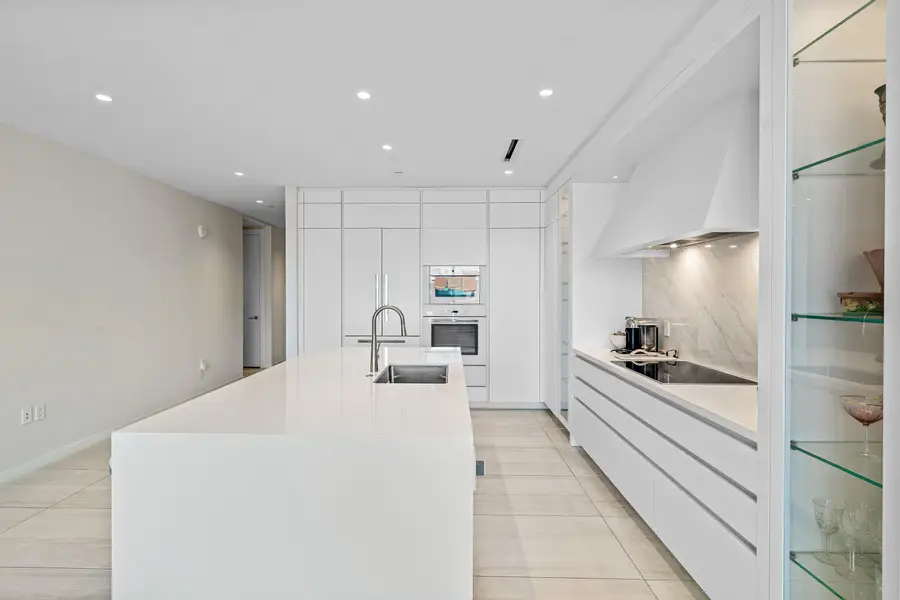 200 SE Mizner Boulevard #810, Boca Raton, FL 33432 - #2