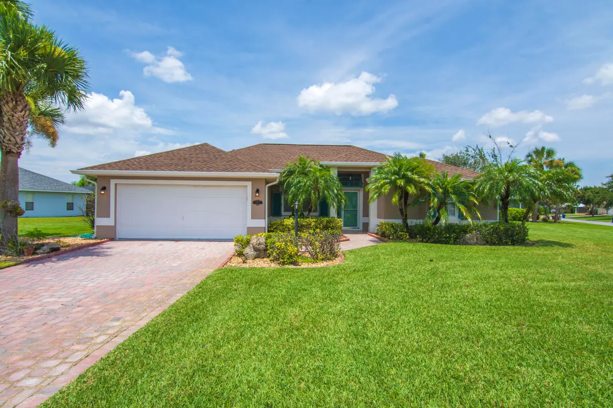 1025 Southlakes Way Sw, Vero Beach, FL 32968 - #1